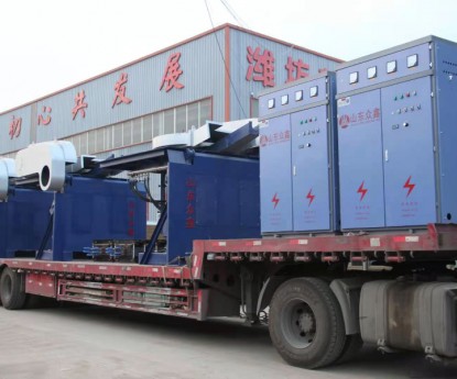 中頻感應(yīng)熔化爐發(fā)貨現(xiàn)場(chǎng)